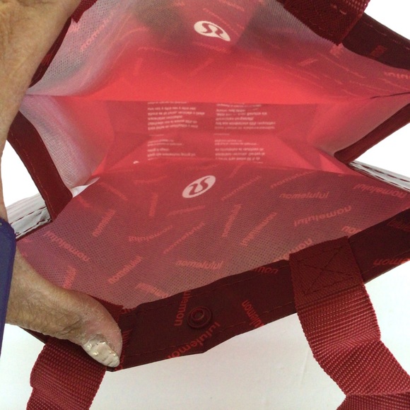 LULULEMON REUSABLE LIMITED EDITION SMALL TOTE - Picture 5 of 6